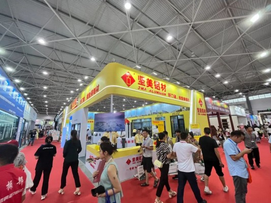 消光電泳新品實(shí)力吸睛！堅(jiān)美鋁業(yè)“貴陽(yáng)建博會(huì)”首秀亮點(diǎn)紛呈