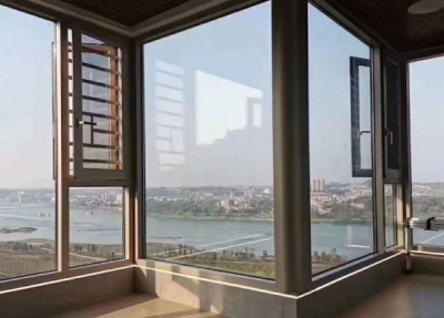 為什么現(xiàn)在的人都會(huì)逐漸傾向于選擇環(huán)境性能良好的系統(tǒng)門窗？